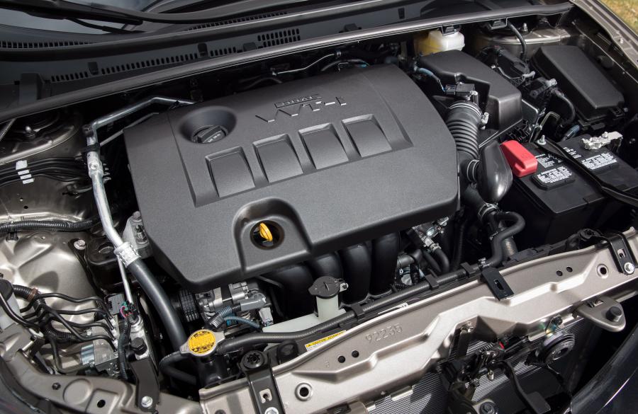  Toyota Corolla LE 2016 года  (US) (фото 13 из 17)